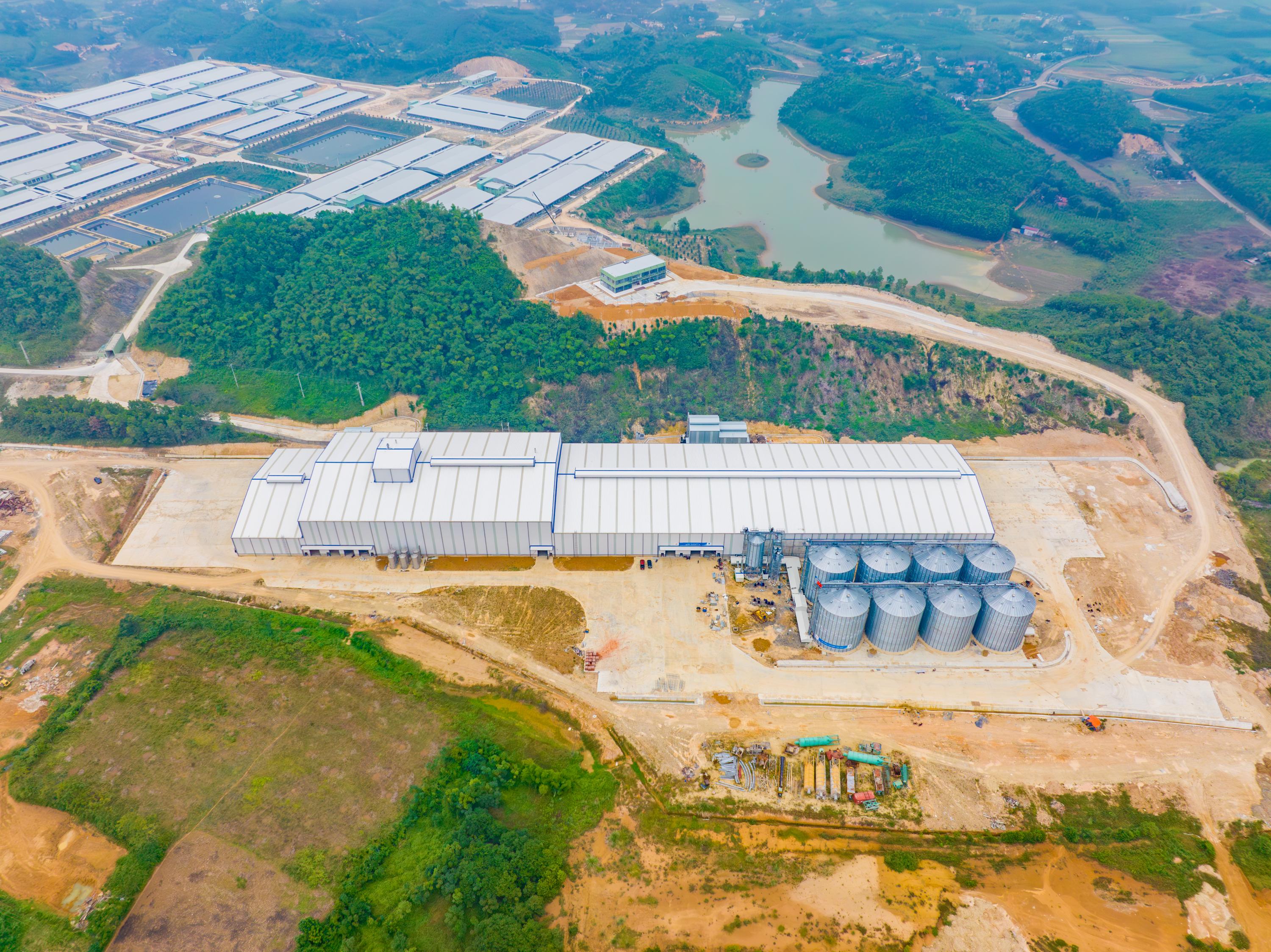 NHÀ MÁY CÁM XUÂN THIỆN