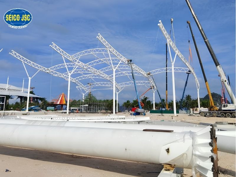 Kết cấu mái vòm thép